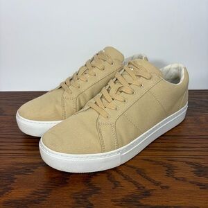 GREATS Brooklyn Women's Royale Eco Canvas Sneaker Casual Shoe in Stone Size 9